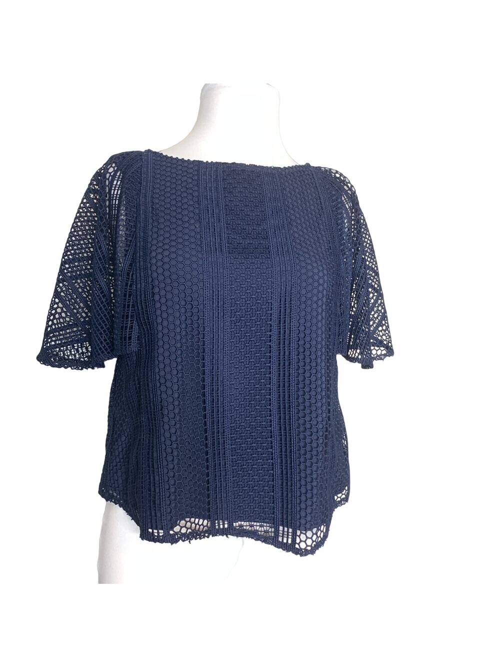 Marie‎ Oliver lace flutter sleeve top